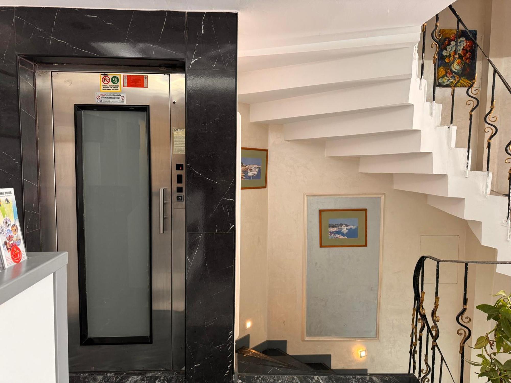 Grand Kybele Hotel Истанбул Екстериор снимка