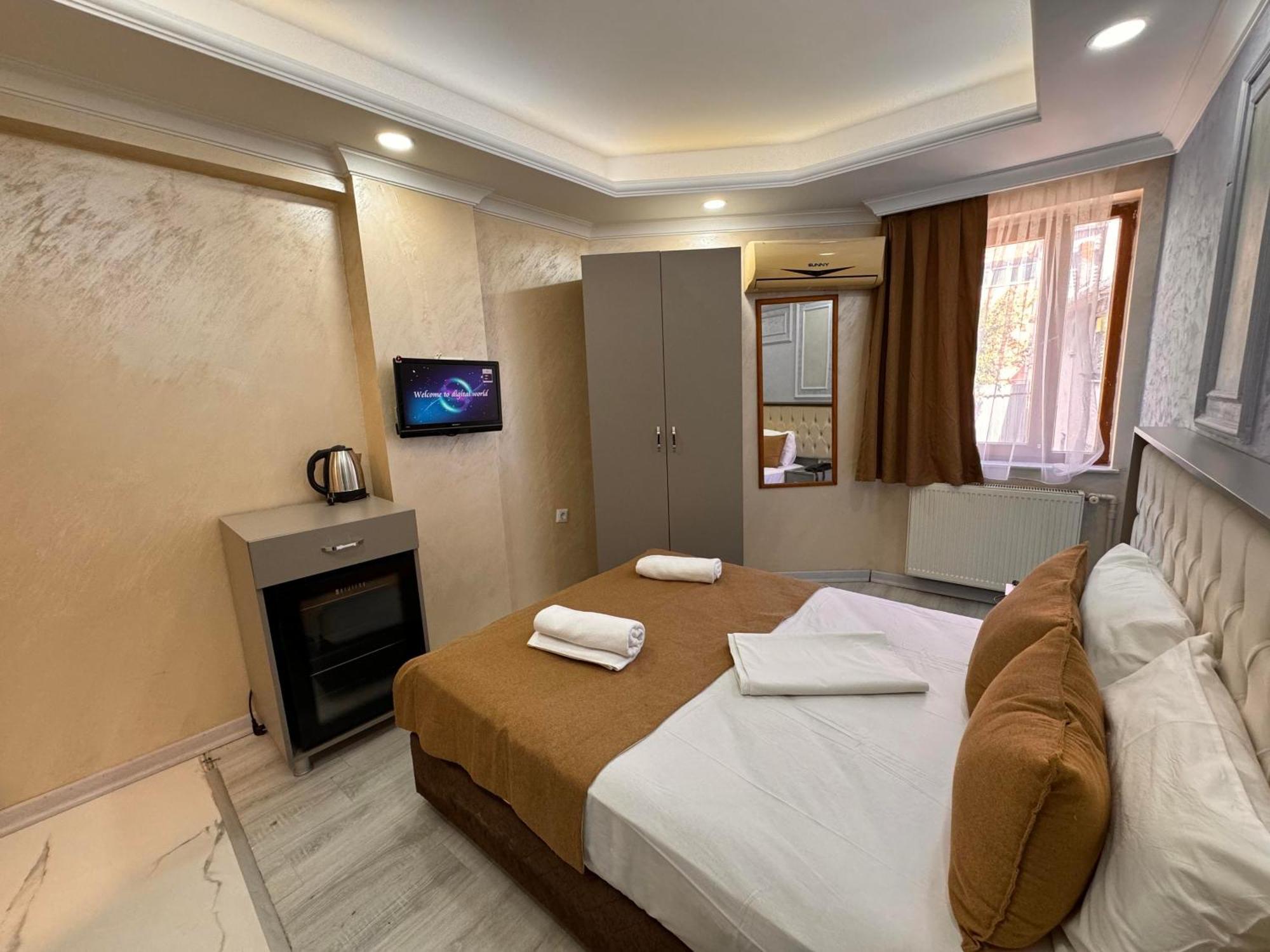 Grand Kybele Hotel Истанбул Стая снимка